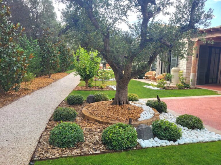 Réalisation paysagère signée DécoJardins dans le Var